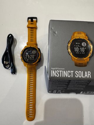 Reloj Garmin Instinct Solar Amarillo