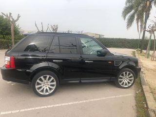 Range Rover Sport 2.7 TDV6 HSE – 2007 (125.000km)