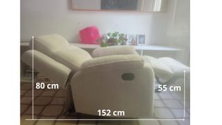 Sillón relax Reimon beige. Medidas aproximadas.