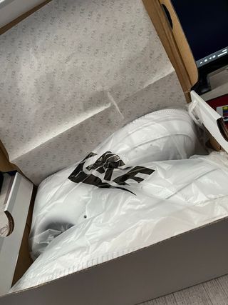 zapatillas blancas