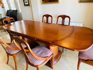 Juego de comedor de 6 sillas extensible de madera