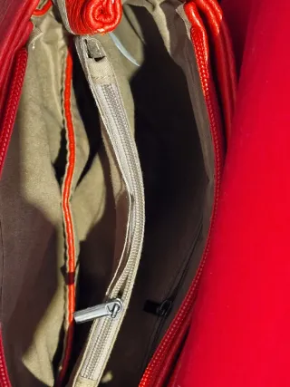 Mochila bolso roja nueva