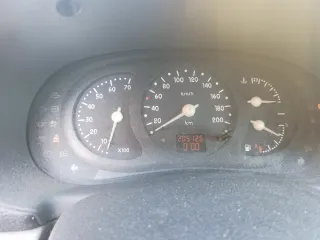 Renault Clio 1999