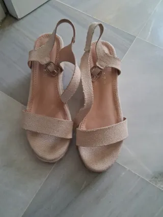 Lote 4 pares de zapatos tacón casi nuevos