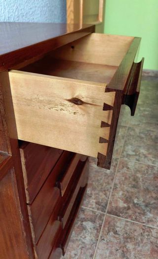 ESCRITORIO/MESA ORDENADOR CON CAJONES Y ESTANTERÍA