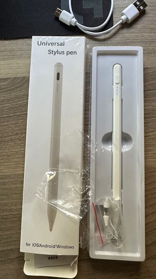 Funda iPad 11ª Gen + 2 Lápices Universal