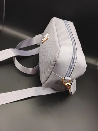 Bolso lila con mariposa | Súper cute