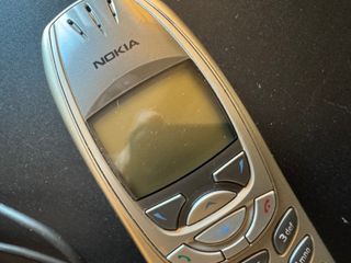 Nokia 6310i Plata con Cargador