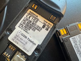 Nokia 6310i Plata con Cargador