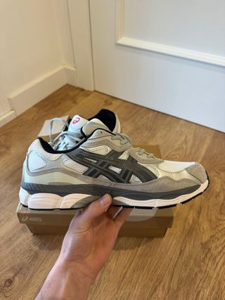 Asics Gel NYC Gris Blanco