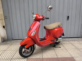 Vespa LX 125 ie Rojo 2013