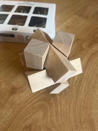 Puzzles de madera y metal