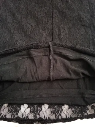 Vestido negro Pimkie encaje manga corta