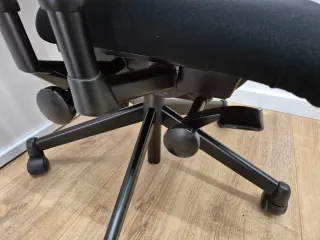 Silla de oficina Steelcase Negra