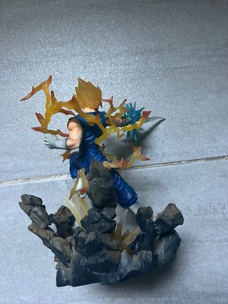 Statua Vegito Super Saiyan Dragon Ball Z