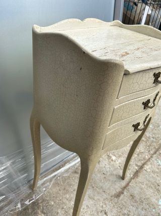 Mesita de noche francesa vintage