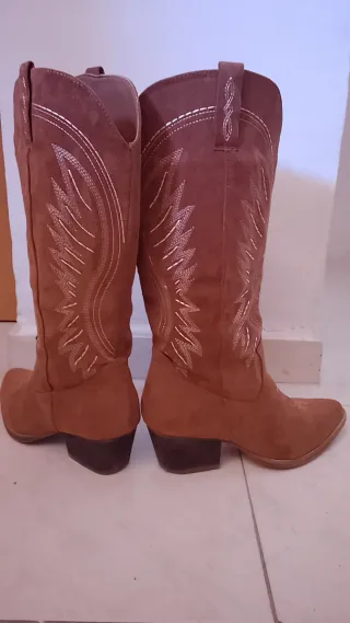 Botas cowboy ante camel tacón 3cm