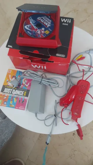 Nintendo Wii Mini Roja + Super Mario Galaxy