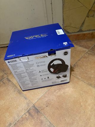 Volante Hori PS5, PS4 y PC