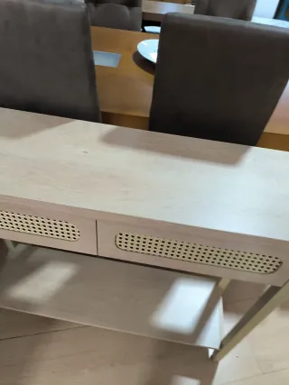 Mueble consola de entrada madera y ratán