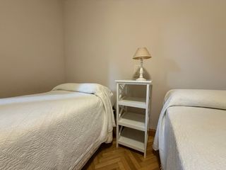 Dormitorio juvenil 2 camas 90 + mesilla