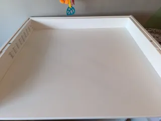 Cambiador Ikea Stuva convertible a escritorio.