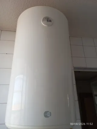 Calentador de agua eléctrico