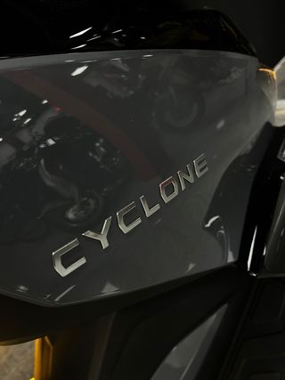 CYCLONE RT3S