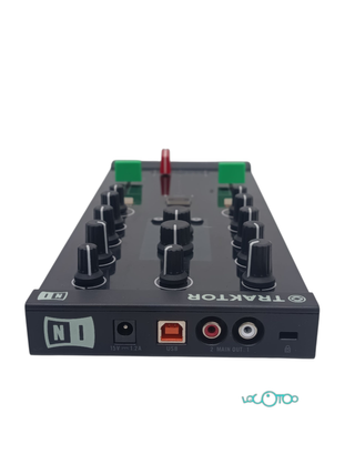 Mezclador DJ Traktor Kontrol Z1