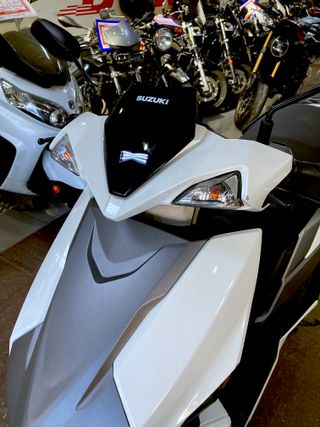 Suzuki Avenis 125 Scooter