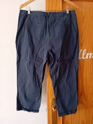 Pantalón tobillero azul