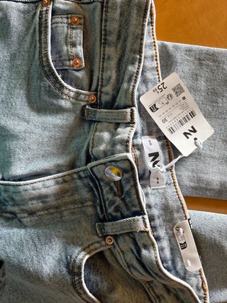 Pantalones tejanos talla 30 nuevos