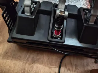 Volante Thrustmaster T300 RS GT + Pedali T-LCM