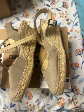 Sandalias esparto cuña beige talla 39