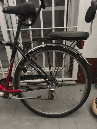 Bicicleta de paseo Torpedo Roja