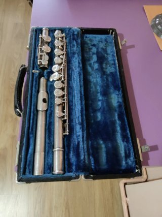 Flauta Artley USA con estuche