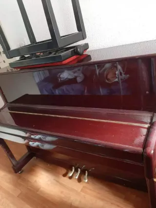 Piano Vertical Otto Bach Marrón