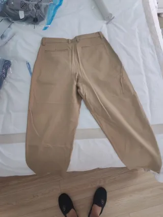 Pantalón beige