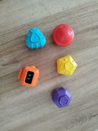 Cubo de actividades para bebé