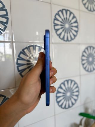 iPhone 16 Plus 128GB Azul / batería al 100%