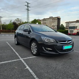 Opel Astra 2014