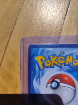 Carta Pokémon Pikachu VMAX Gigalocomovolt TG1/TG30