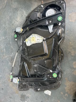 Elevalunas delantero derecho vw passat