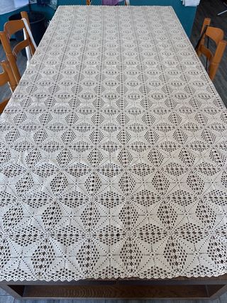 Toalha de mesa renda fina nº 12 mede 131x220