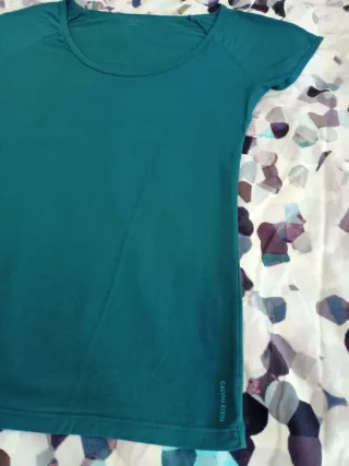 Camiseta Calvin Klein Tela Elástica T-38 a 46.