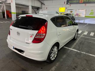 Hyundai i30 2010