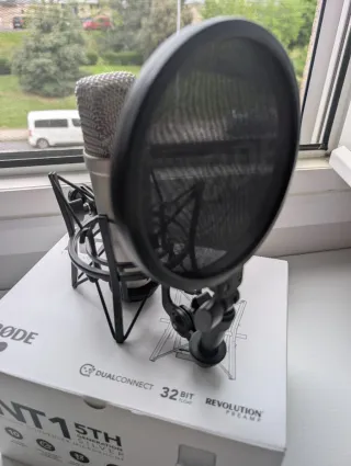 Micrófono RODE NT1 5th Gen Plata