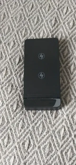 Cargador inalámbrico magnético  iPhone/Samsung