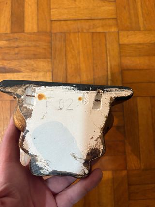 Repisa Barroca Negra y Dorada