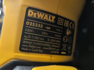 Taladro percutor Dewalt 950W 30mm SDS Plus D25333